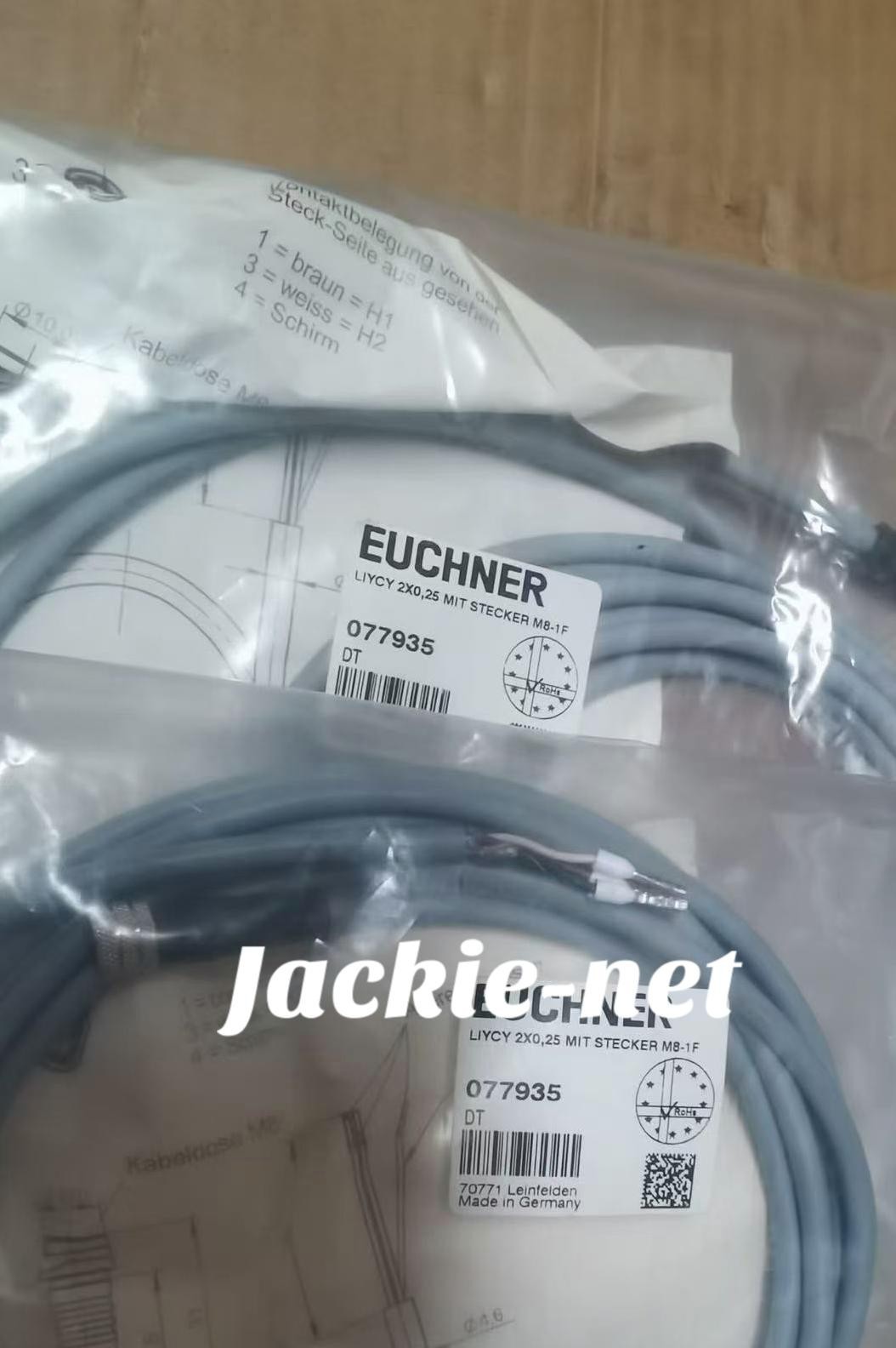 1PCS  NEW   EUCHNER 077935