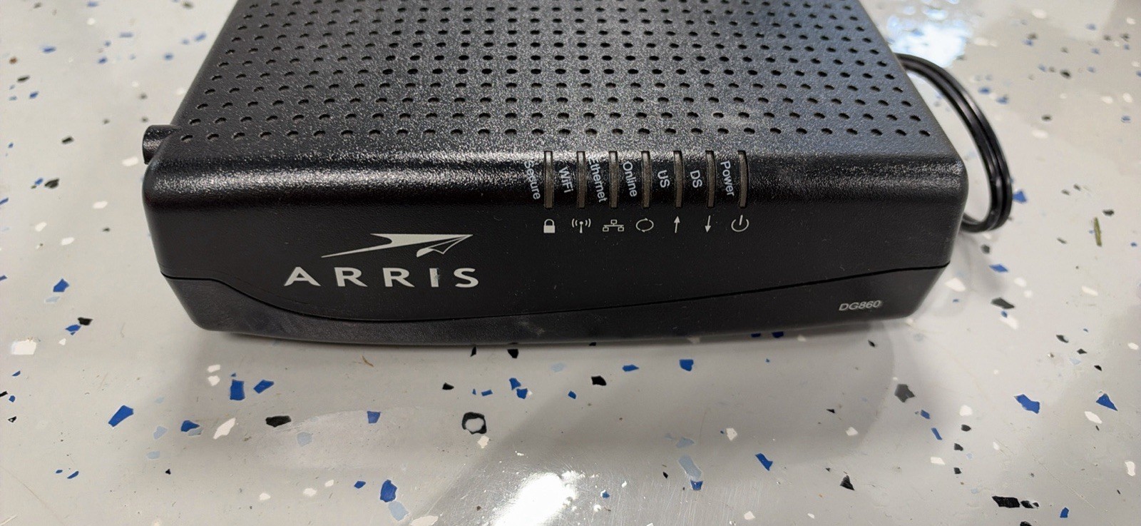 ARRIS Touchstone DG860P2 3.0 Cable Modem Router Gateway Black