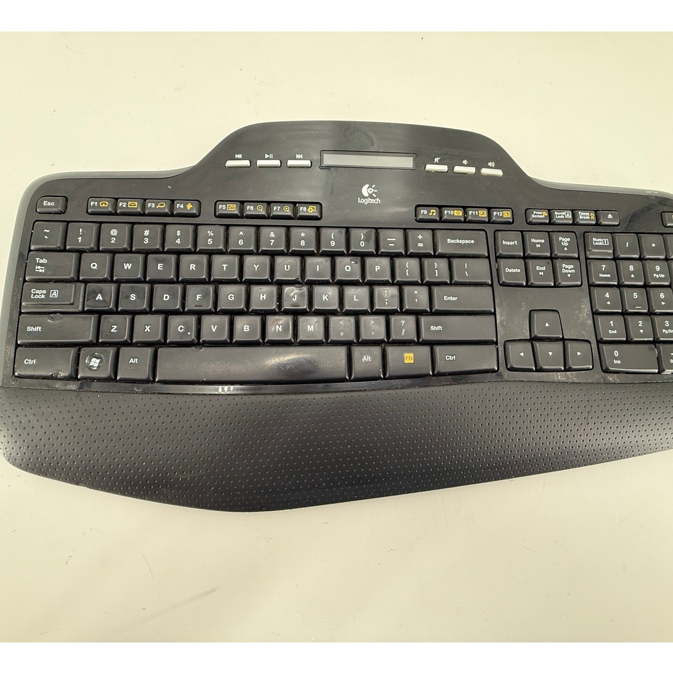 Logitech MK710 Wireless Keyboard Full Size Unifying Ergonomic Palm Rest LCD
