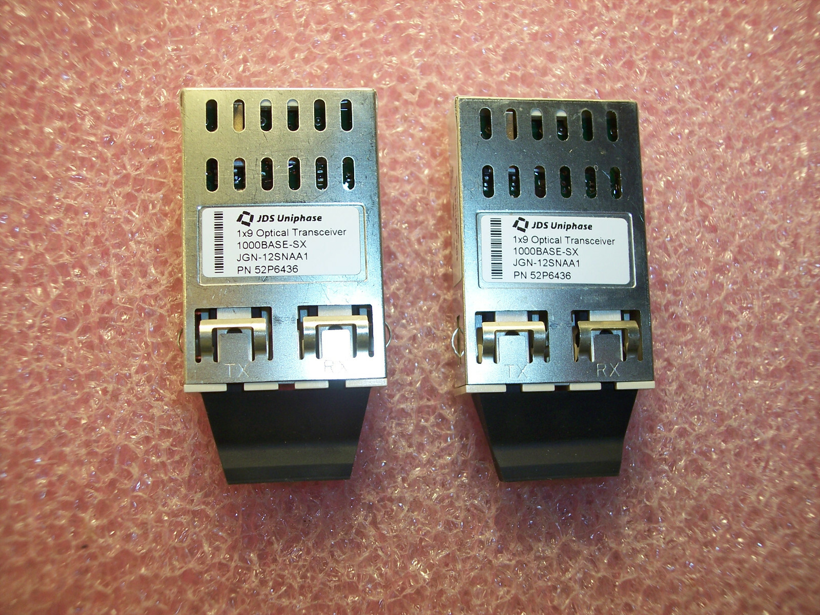 QTY (1) JGN12SNAA1 JDS UNIPHASE 1x9 OPTICAL TRANSCEIVER 1000BASE-SX 52P6436 NOS