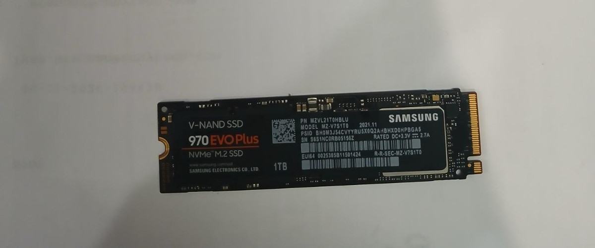 Samsung 1TB V-NAND 970 EVO Plus NVMe M.2 SSD MZVL21T0HBLU MZ-V7S1T0