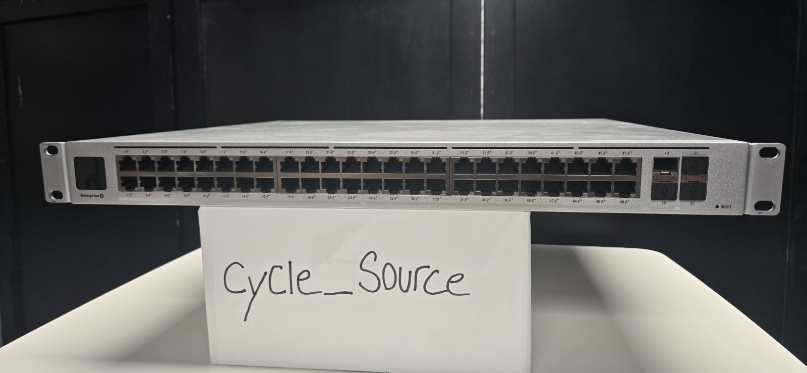 Ubiquiti UniFi (USW-ENTERPRISE-48-POE) 48 Ports Rack Mountable PoE Switch