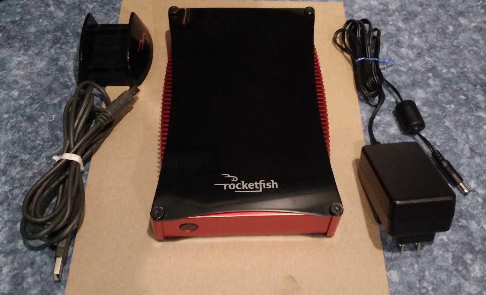 Hitachi Deskstar 40 GB Drive & ROCKETFISH RF-HD35 3.5" Enclosure