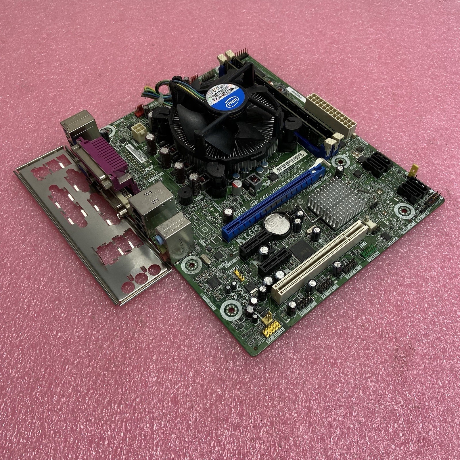 Intel DH61CR Motherboard Intel Pentium G840 2.8GHz 4GB RAM w/IO Shield