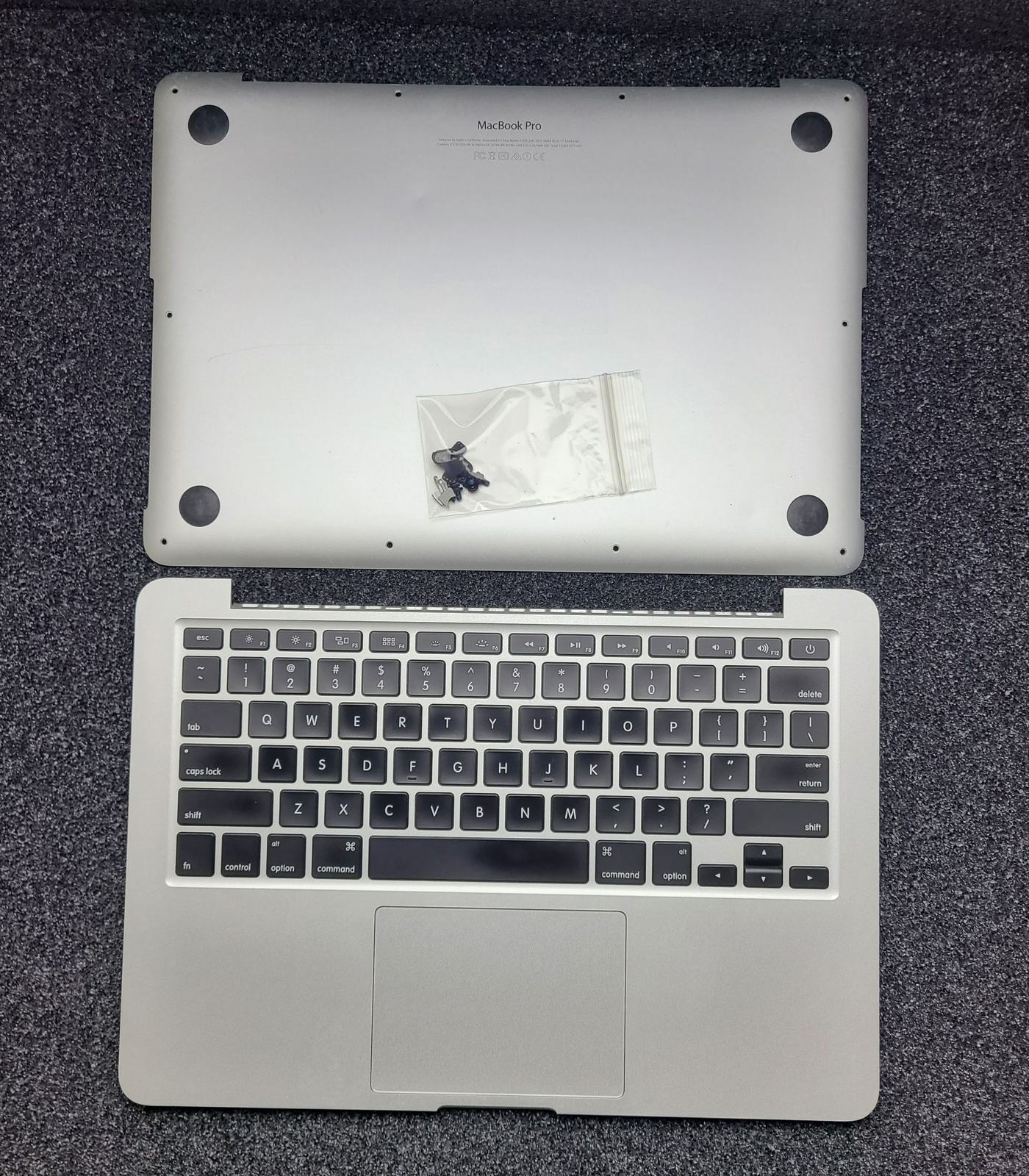 Grd A- MacBook Pro 13 A1502 2015 Top Case Keyboard Battery 85% TrackPad Botto...