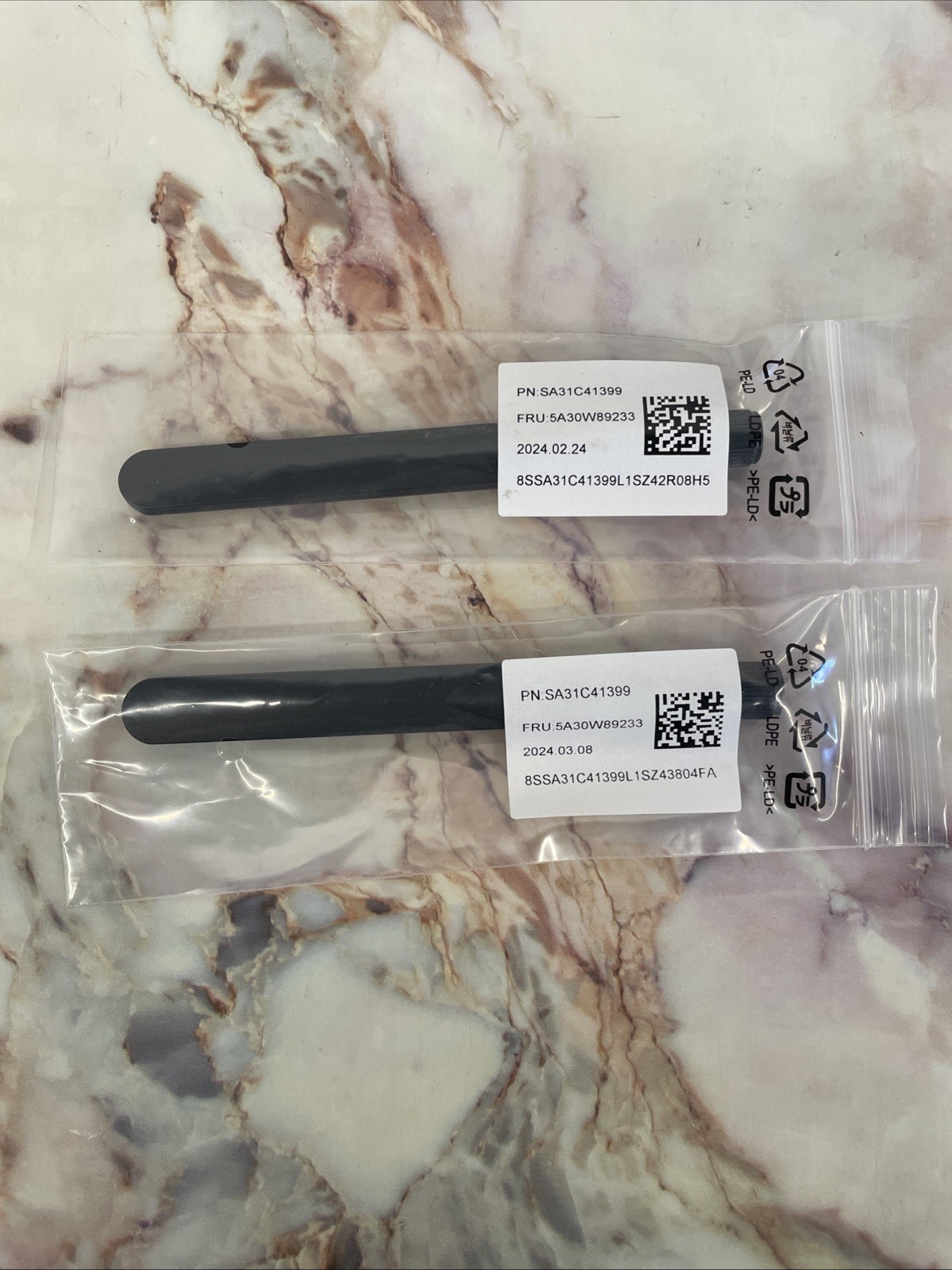 Pair Of Genuine Lenovo OEM ThinkCentre Tiny PC Dipole WiFi Antenna SA31C41399