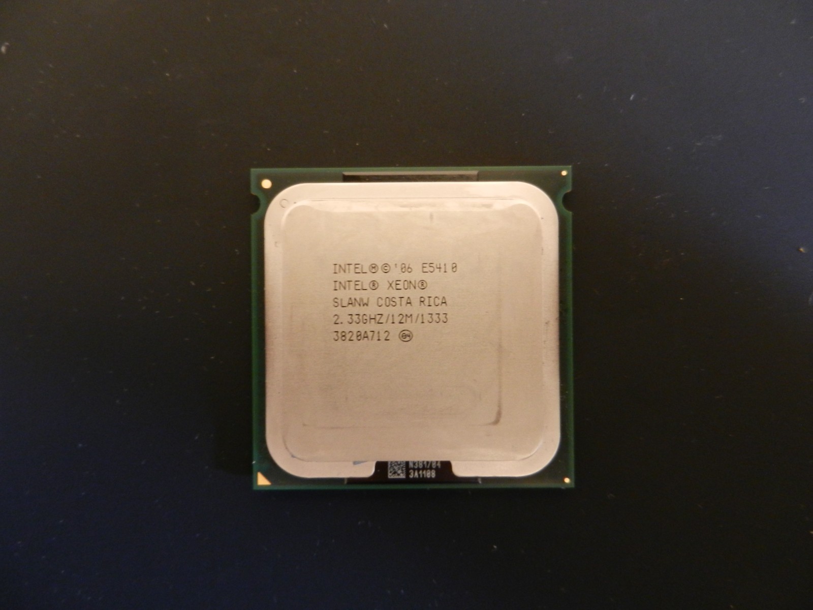 Intel Xeon E5410 SLANW 2.33GHz 12MB Cache 1333MHZ Bus LGA 771/Socket J Quad-Core