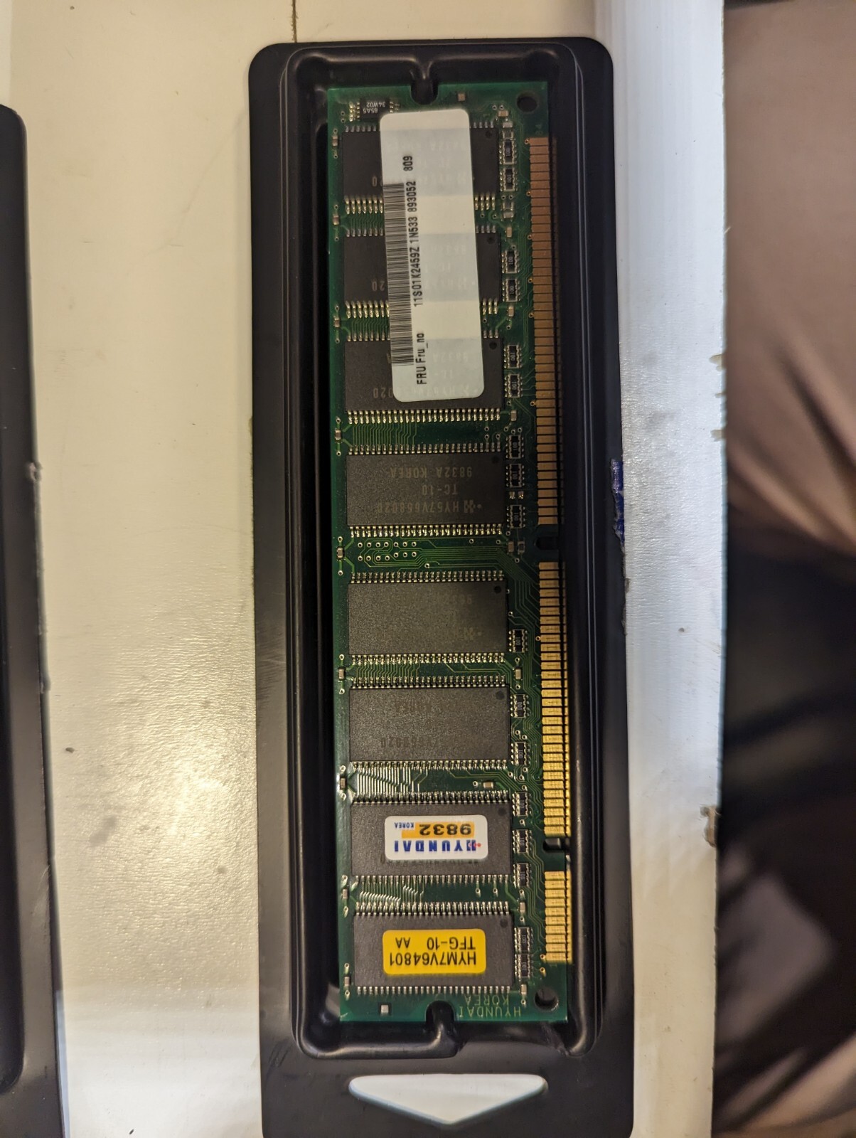 RAM Hyundai HYM7V64801 64MB PC-100 NON-ECC RAM TFG-10