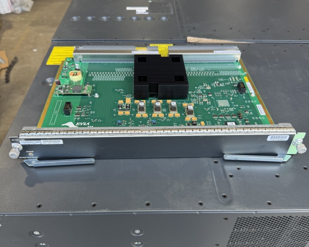 Cisco DS-13SLT-FAB3 Crossbar Switching Fabric3 Modules 68-4264-01 800-32417-01