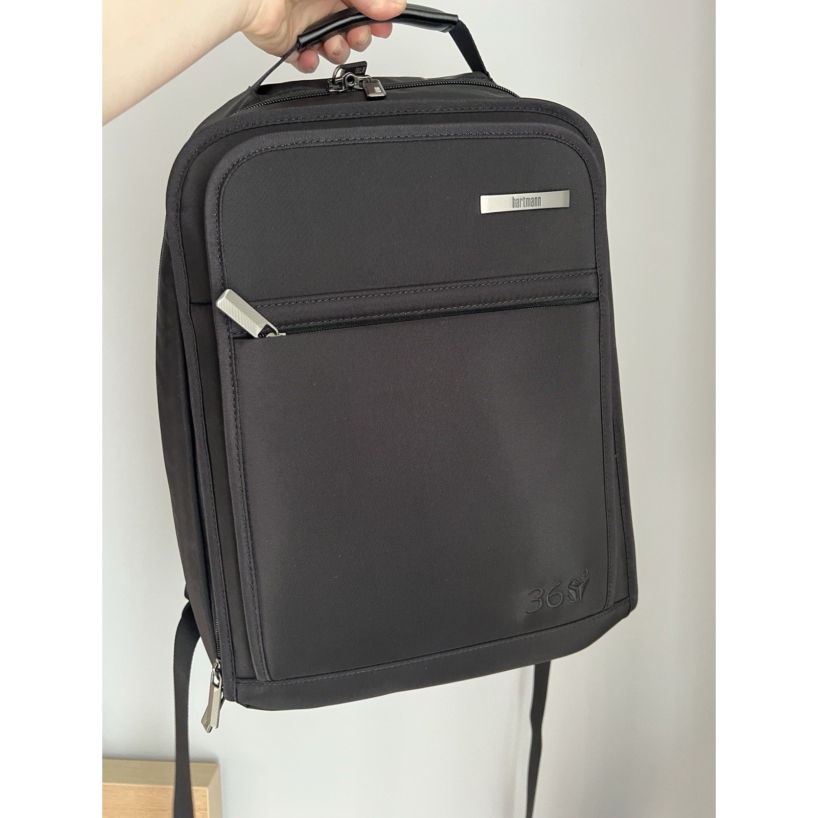 Hartmann Metropolitan Slim Laptop Backpack Delta Edition Business Travel NWOT