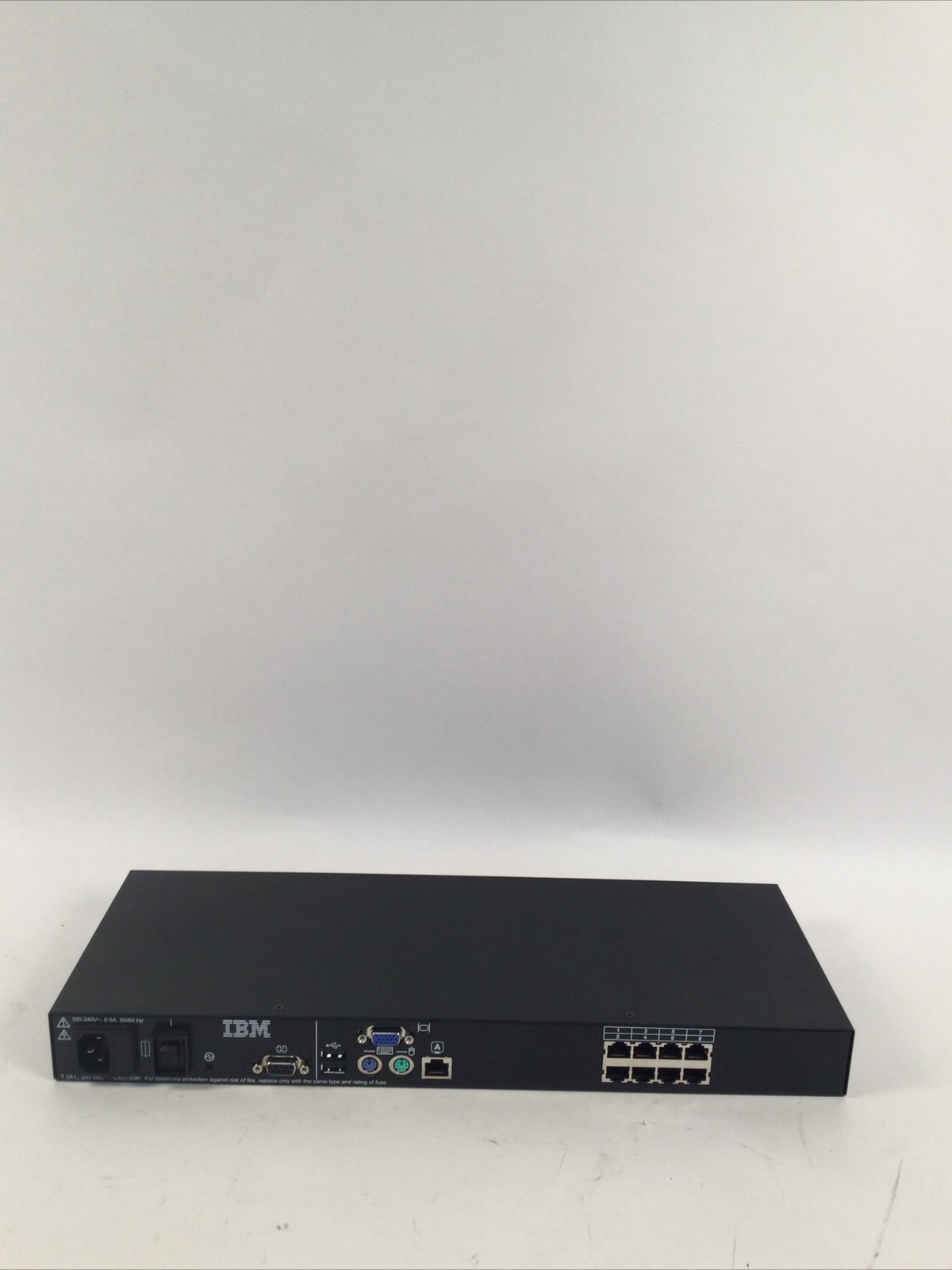 IBM 8-Port Console KVM Switch 41Y9310 