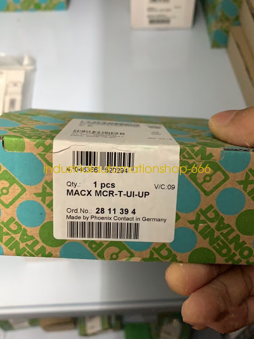 1Pcs New 2811394 MACX-MCR-T-UI-UP Temperature measurement transmitter DHL/FedEX