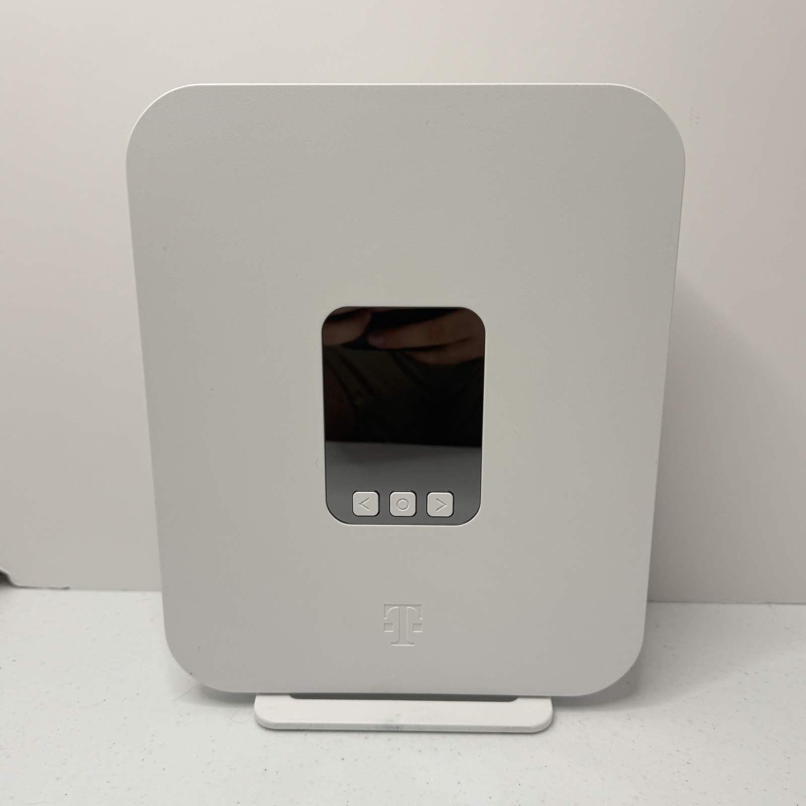 T-Mobile TMO-G4AR Home Internet 5G Modem Gateway - (No Power Cord)