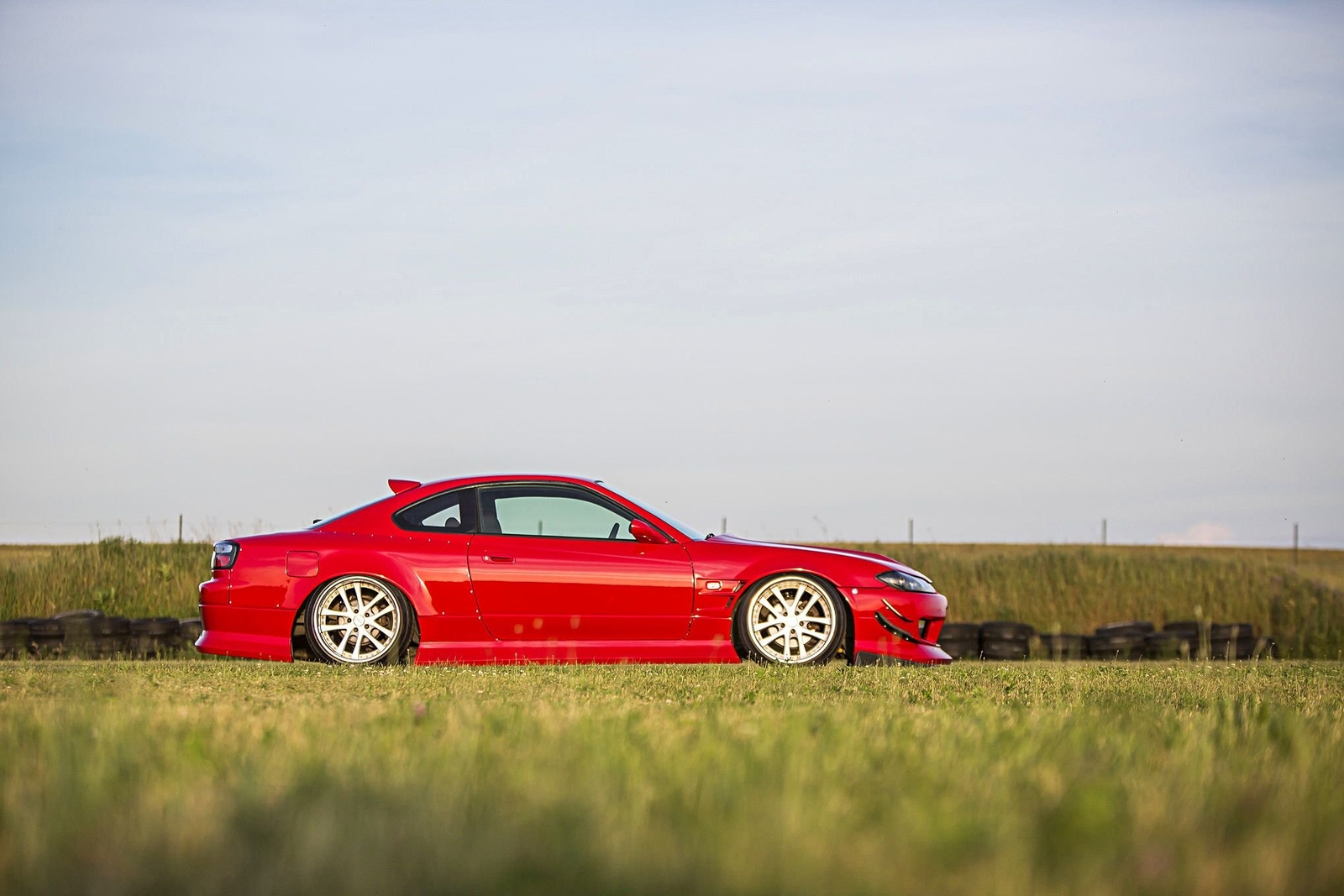 Cars 2001 nissan silvia coupe red Desk Mat Stitched