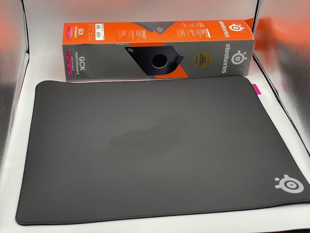 SteelSeries QcK Performance L Mouse Pad - Speed