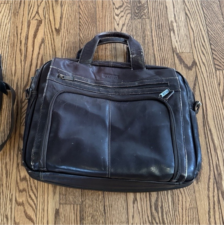 Kenneth Cole Reaction vintage Brown Leather Briefcase for 15" Laptop, Padded