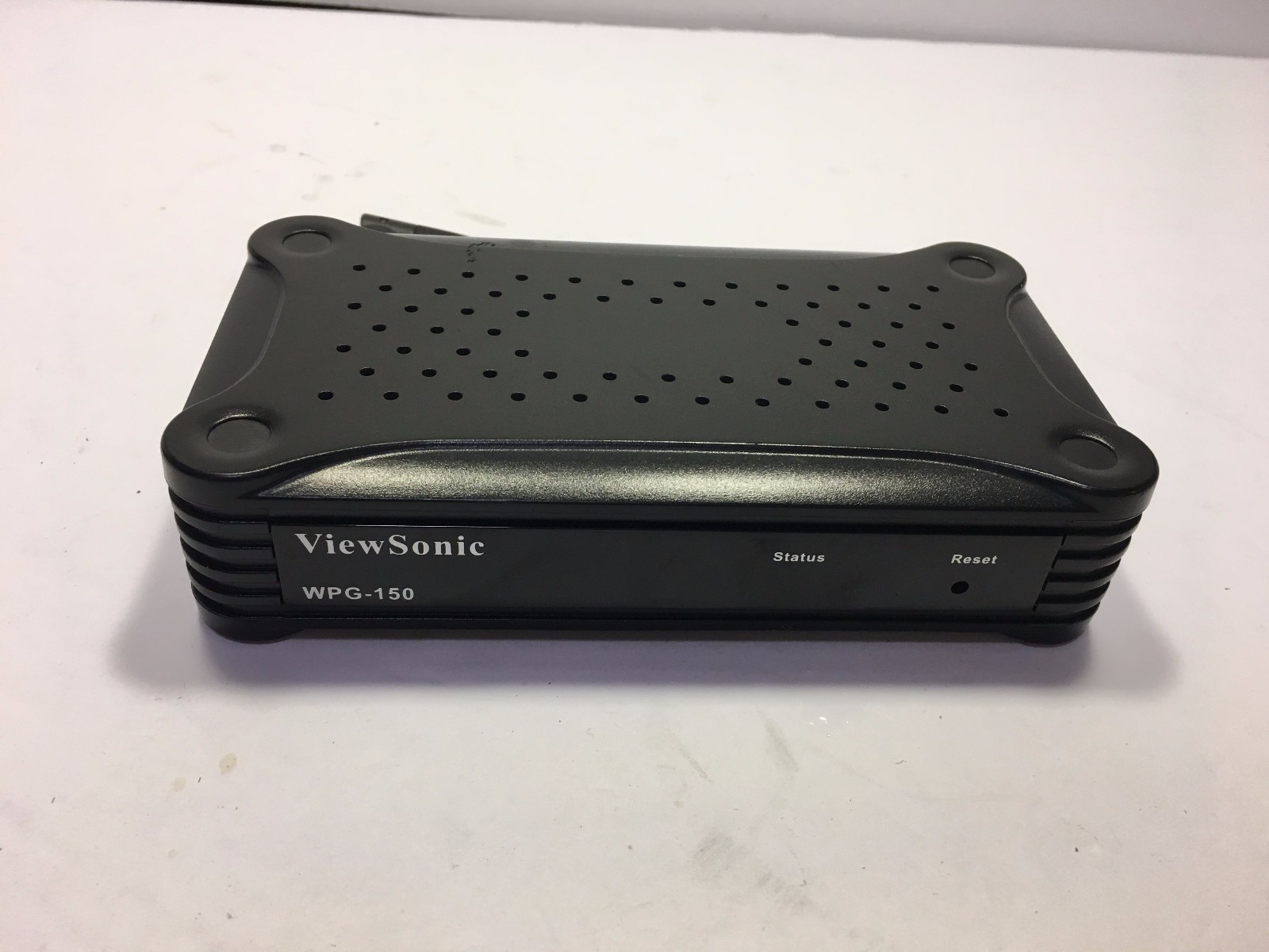ViewSonic Wireless G Presentation Video Gateway WPG-150 VS11692 no power cord