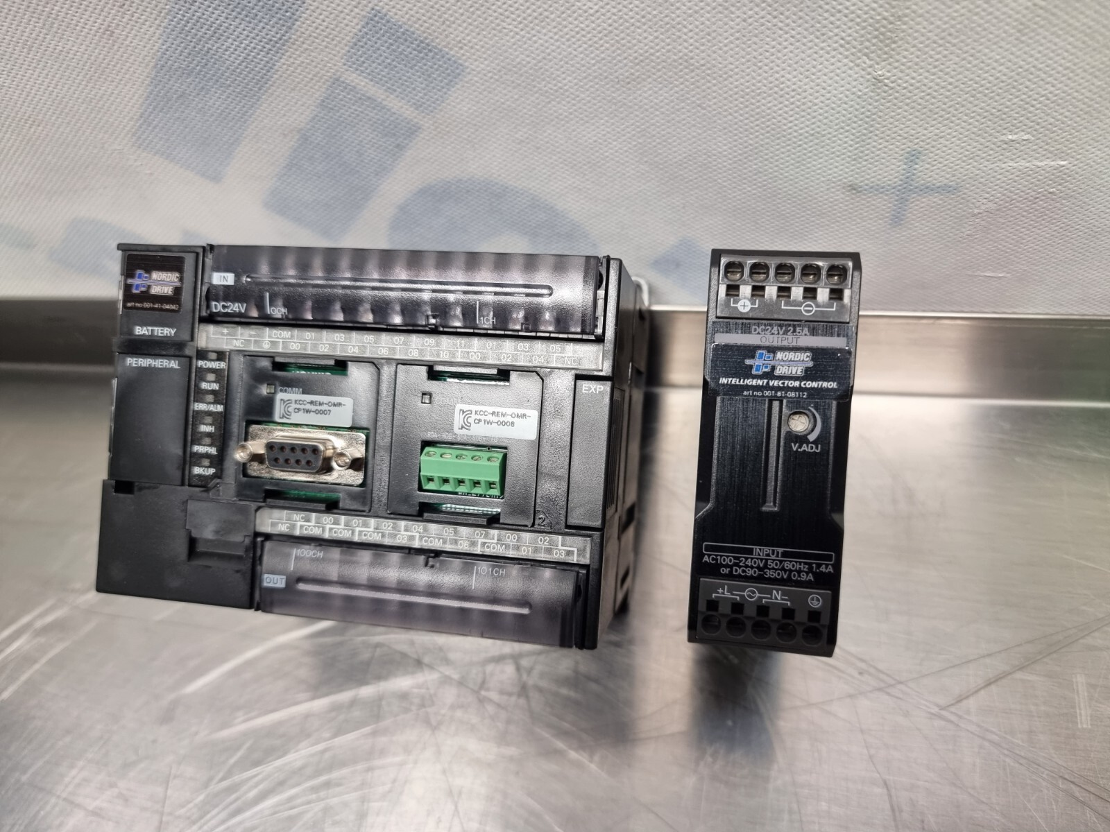 Omron CP1L-M30DR-D Programmable Controller | c/w S8VK-S06024 Power Supply