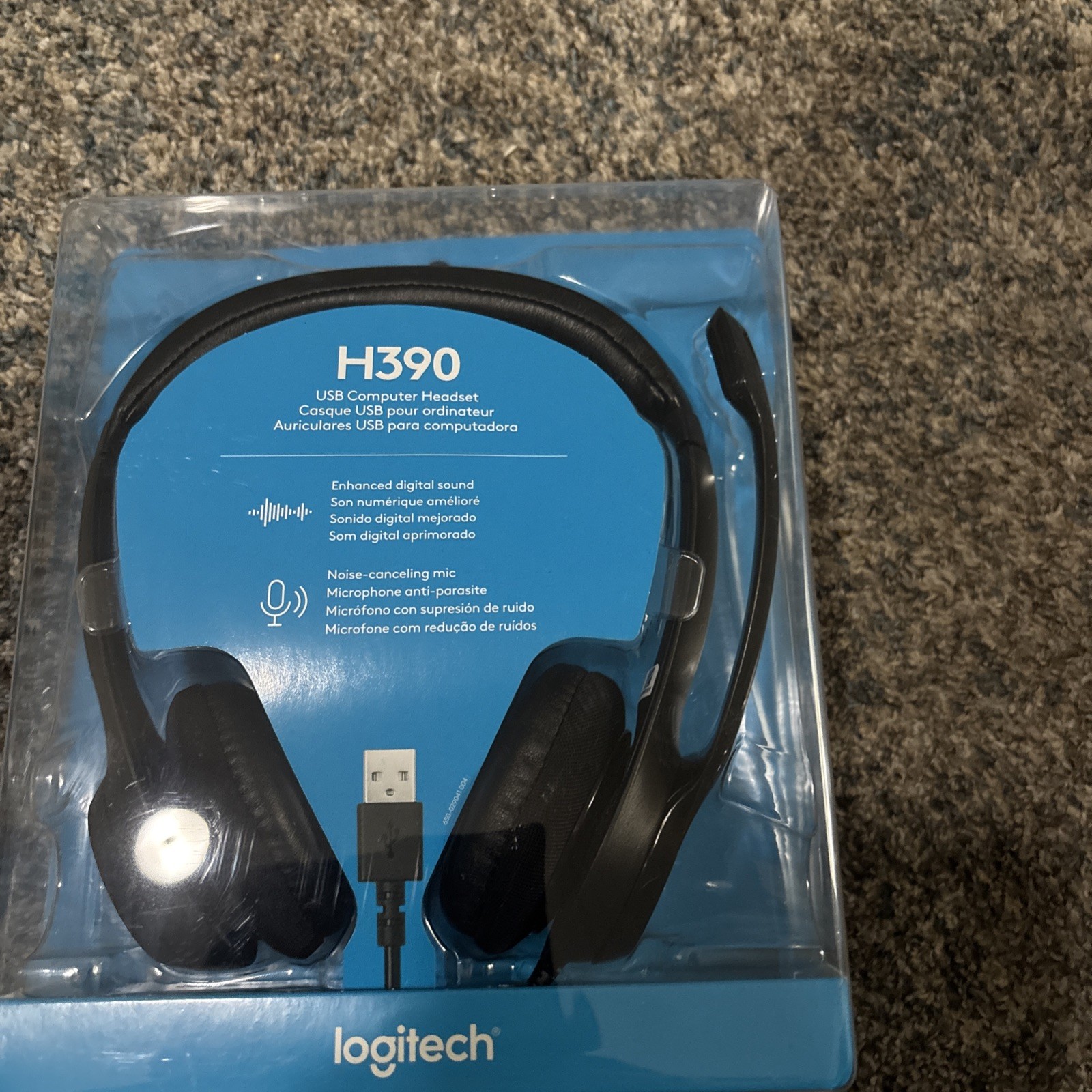 Logitech H390 USB Computer Headset with Noise-Canceling Microphone NEW IN BOX