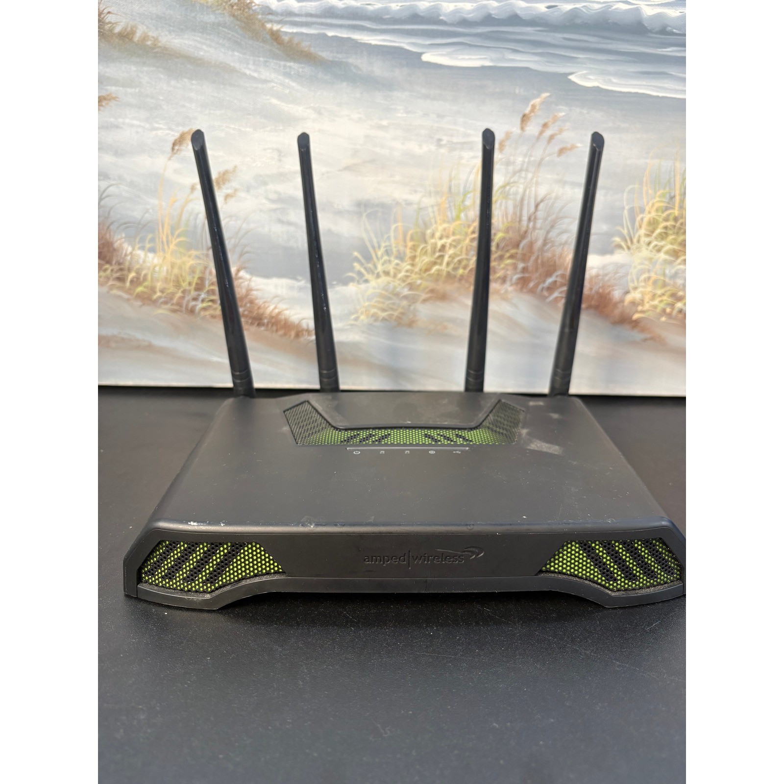 Amped Wireless TITAN RTA1900 High Power AC1900 Wi-Fi Router Black Green