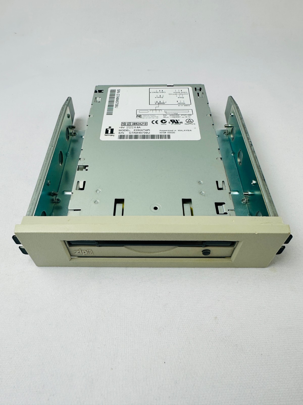 Iomega Z250ATAPI 30250200 ATAPI-250 Zip Drive