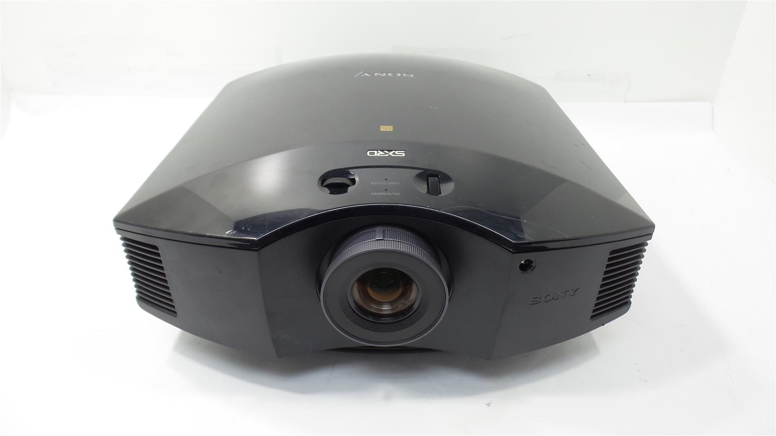 Sony VPL-HW30ES Full HD 3D Home Cinema Projector - Lamp Timer : 80 Hours