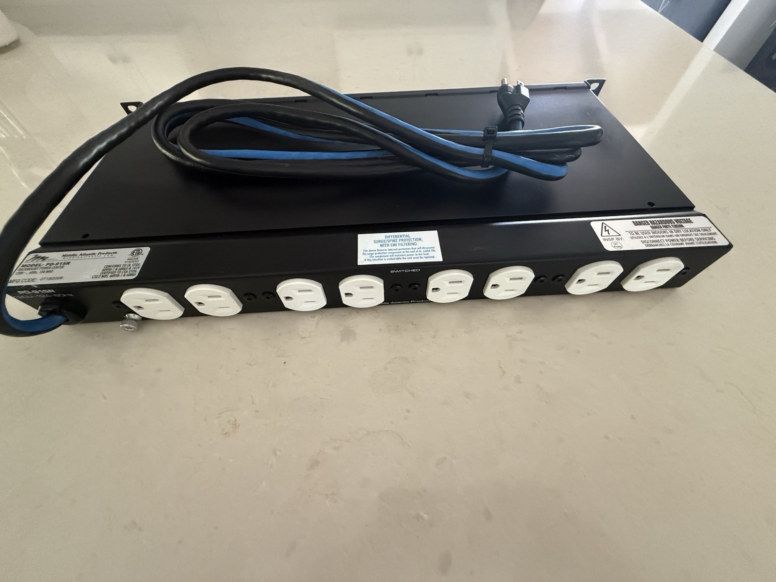 Middle Atlantic Products Rackmount Power Supply Pd – 915R Excellent Condition