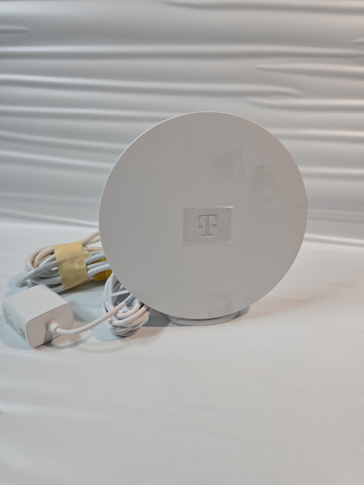 Used T-Mobile Wi-Fi Mesh Access Point (FZET06204000J) - White