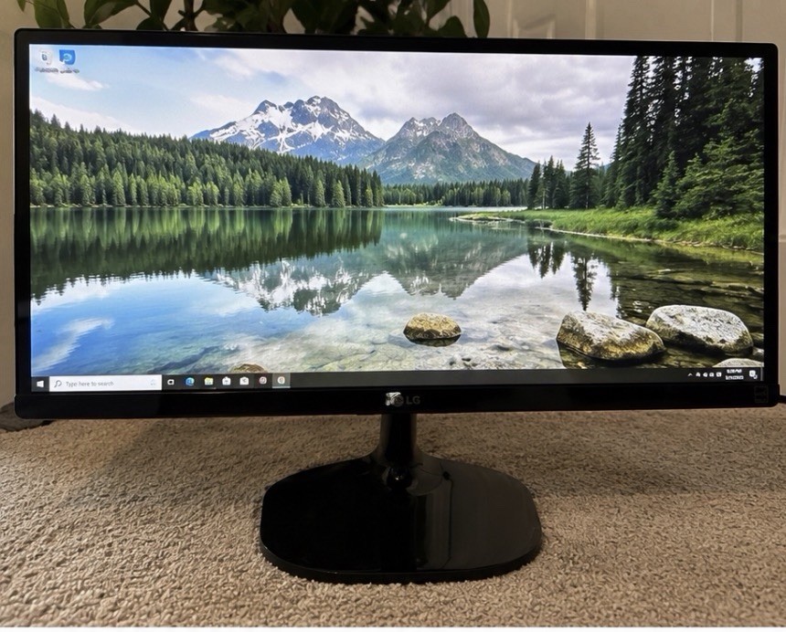 LG 29UM60-P UltraWide 29" IPS LED Monitor 2560x1080 Widescreen Anti-Glare Black
