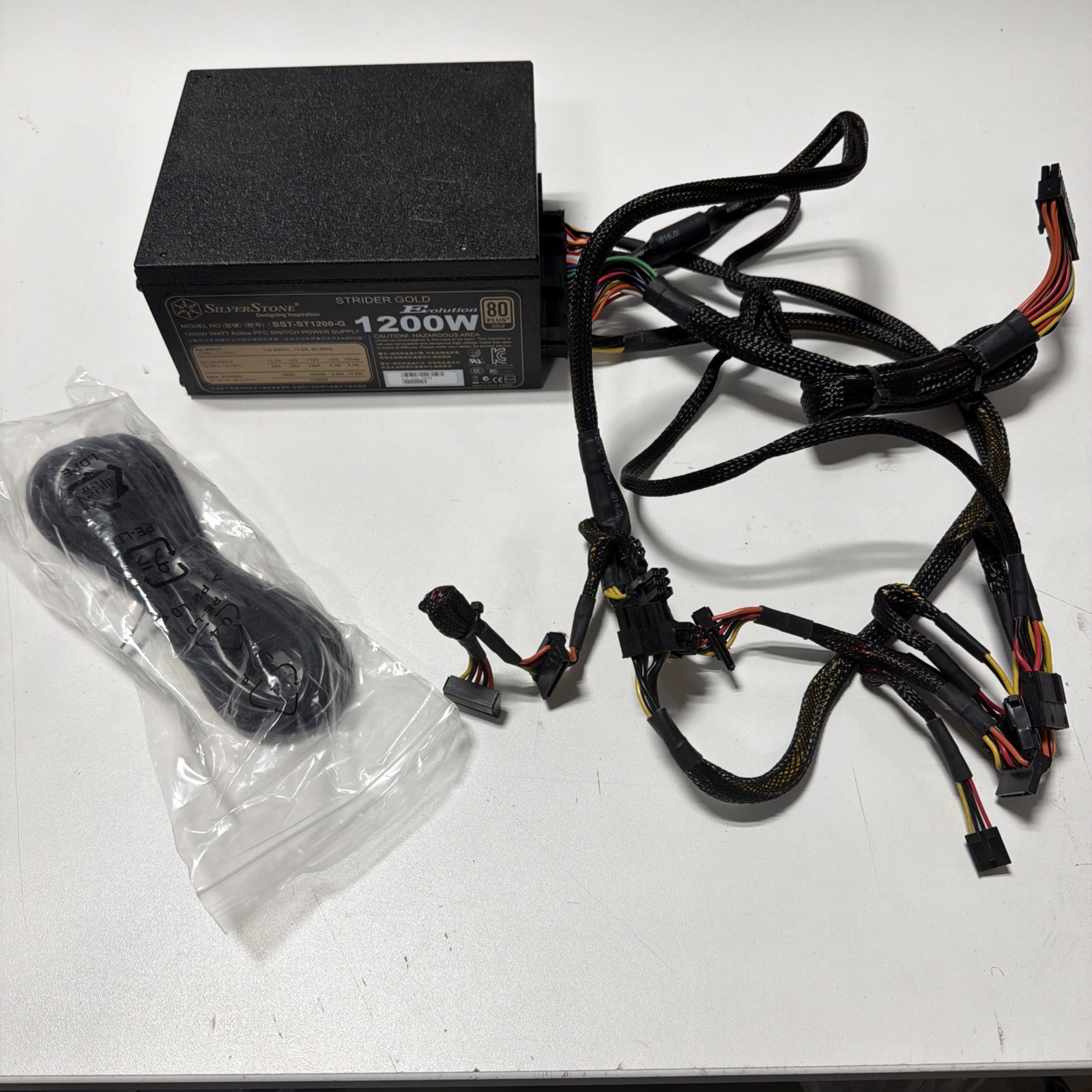 SILVER STONE SST-ST1200-G 1200W STRIDER GOLD 80 PLUS GOLD POWER SUPPLY