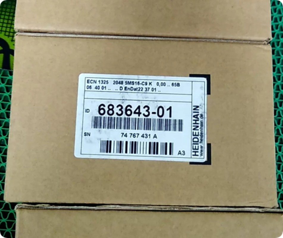 1PCS HEIDENHAIN ECN1325 2048 5MS16-C9 Servo Encoder ID: 683643-01