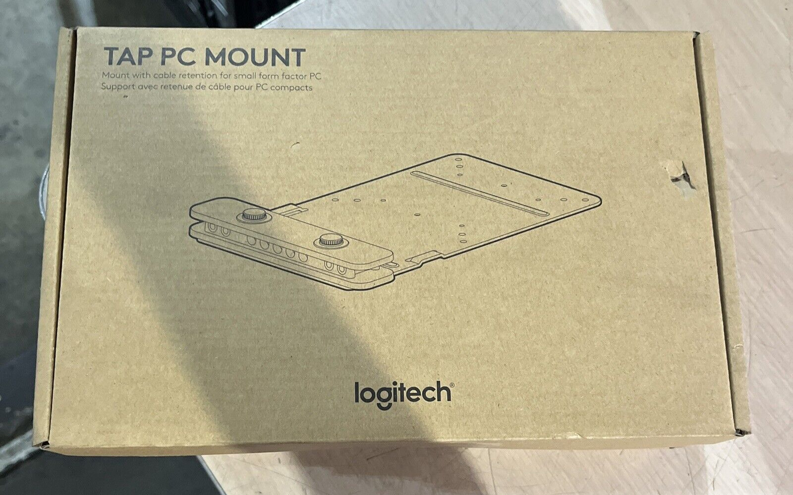 LOT OF 4 LOGITECH TAP PC MOUNT SEALED STEEL 939-001825