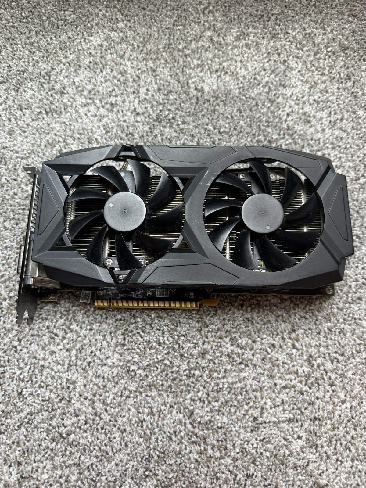 AXRX Radeon RX 580 4GBBD5-3DHDV2/OC Graphics Card