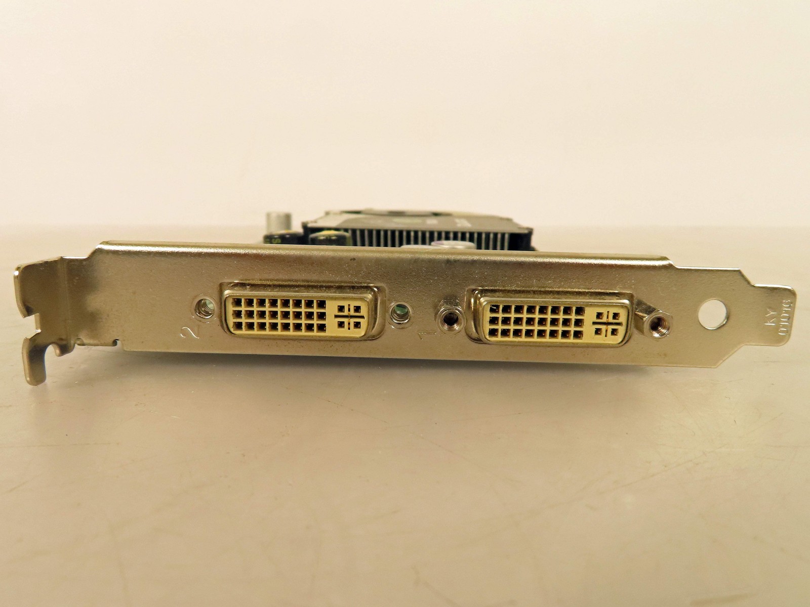 NVIDIA Quadro FX 570 256mb GDDR2 Graphics Card