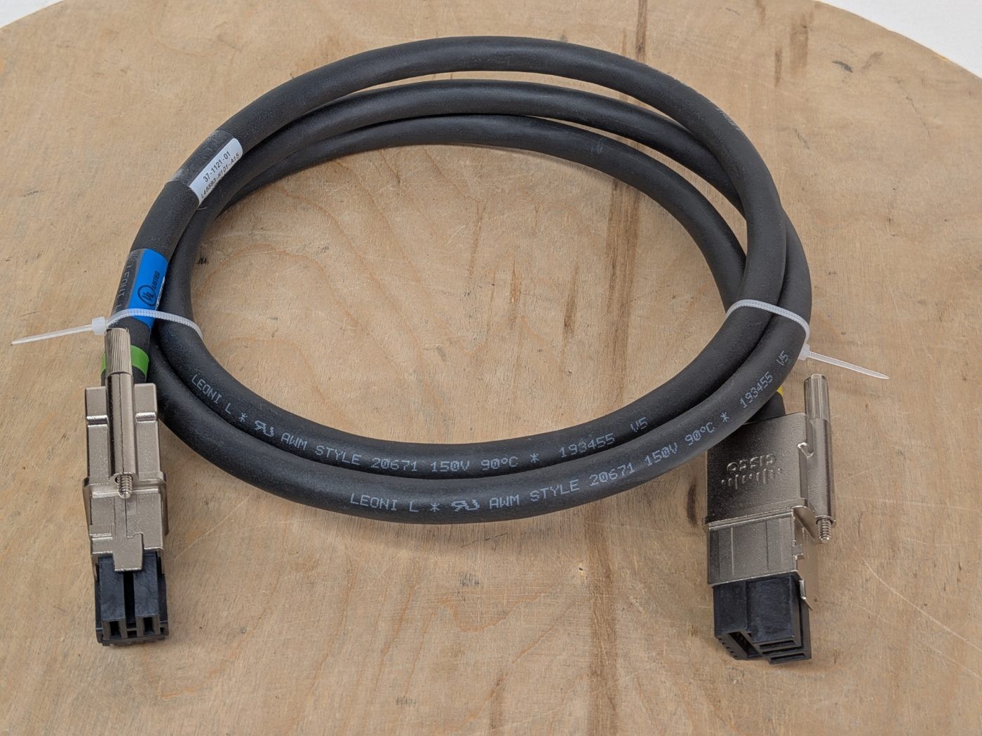 Cisco CAB-SPWR-150CM Cisco 37-1121-01 Stack Power Cable