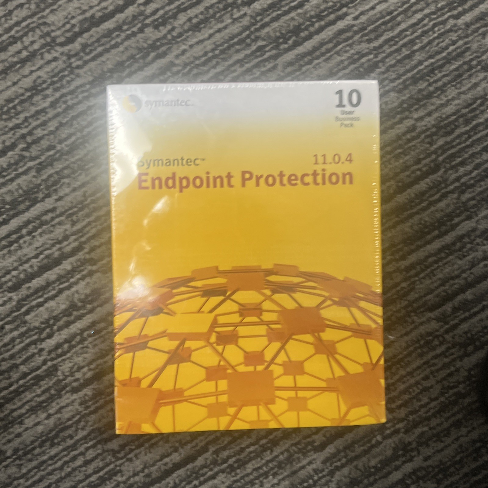 Symantec Endpoint Protection 11.0.4 Business Pack FACTORY SEALED BOX
