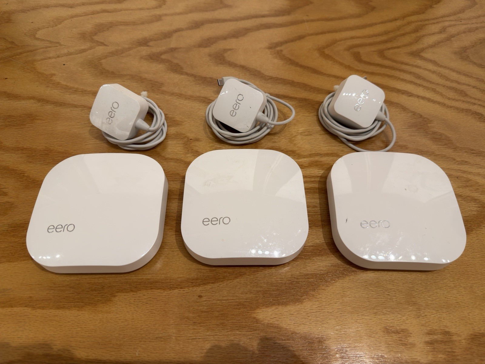 eero Pro B010001 AC Tri-Band Mesh Router (set of 3) - great working condition