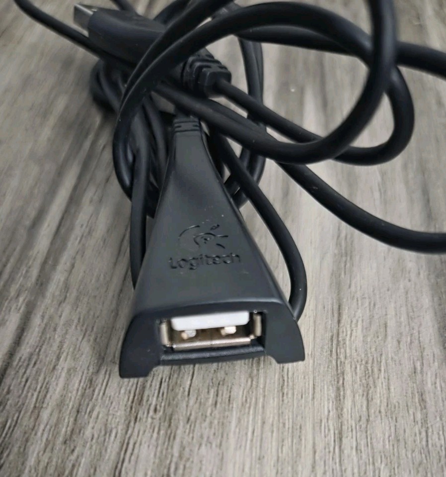 Logitech USB Extension Cable - Black (IL/RT6-14228-993-000293-NOB)