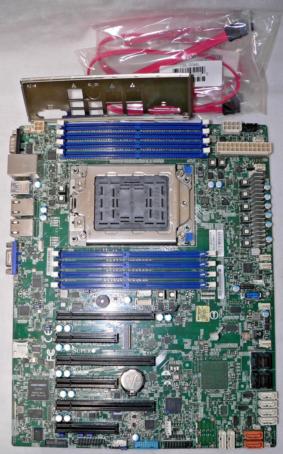 Supermicro H11SSL-i AMD EPYC 7002 DDR4 ECC R VGA BMC IPMI Dual LAN Motherboard