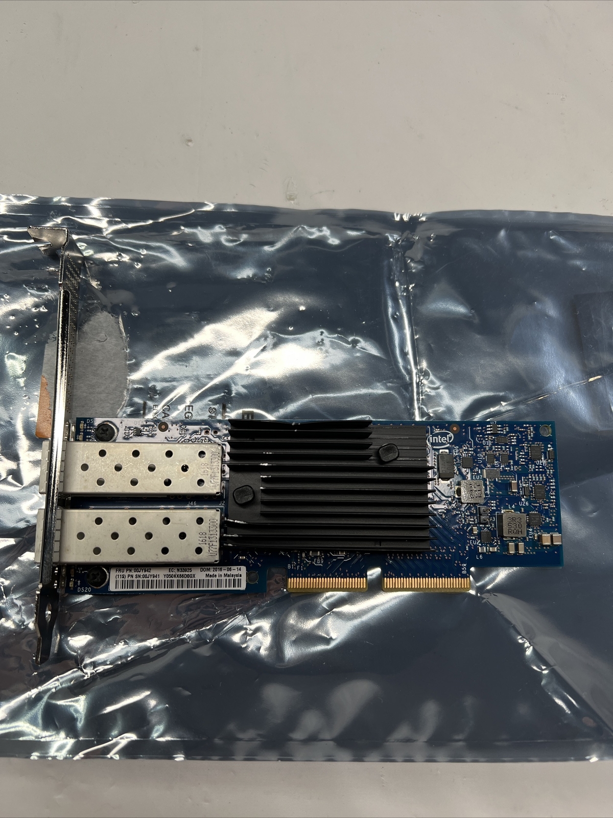 Lenovo Intel X710-DA2 Dual Port LP PCI-E 3.0x8 GigaBit Network Adapter 00JY942