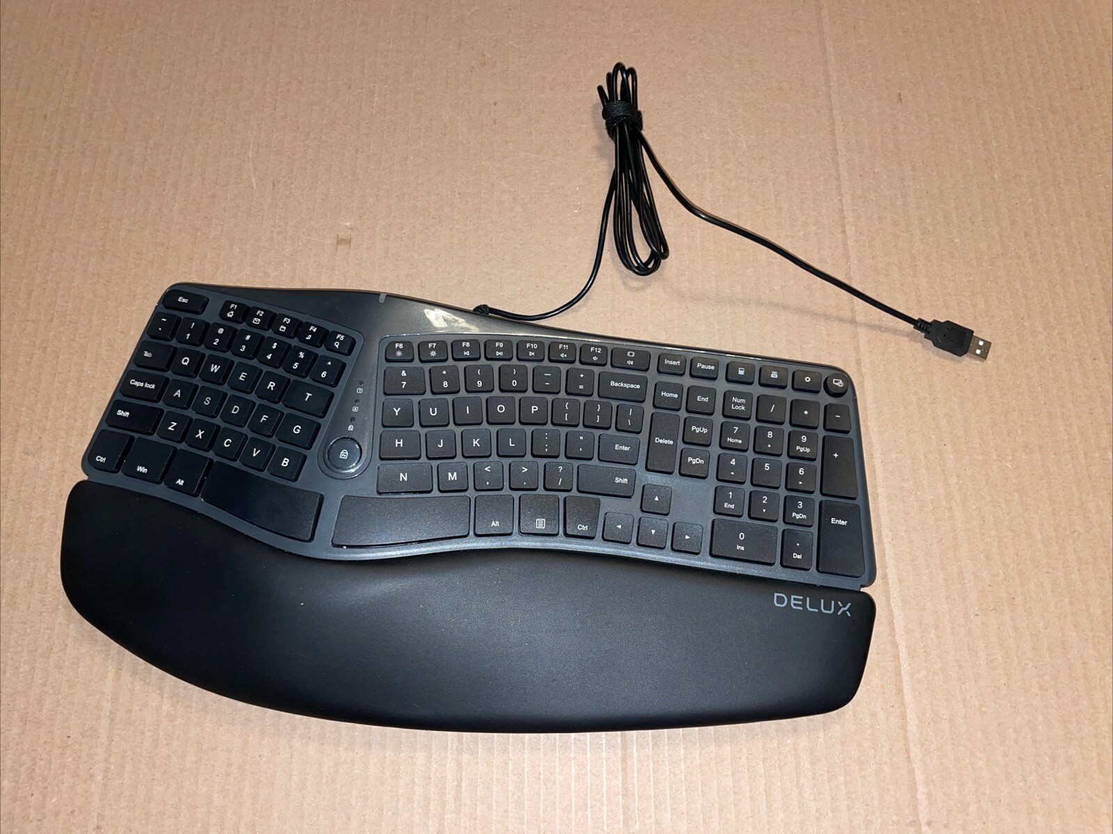 DeLUX Wired Ergonomic Split Keyboard with Wrist Rest Black GM901U PLZ READ