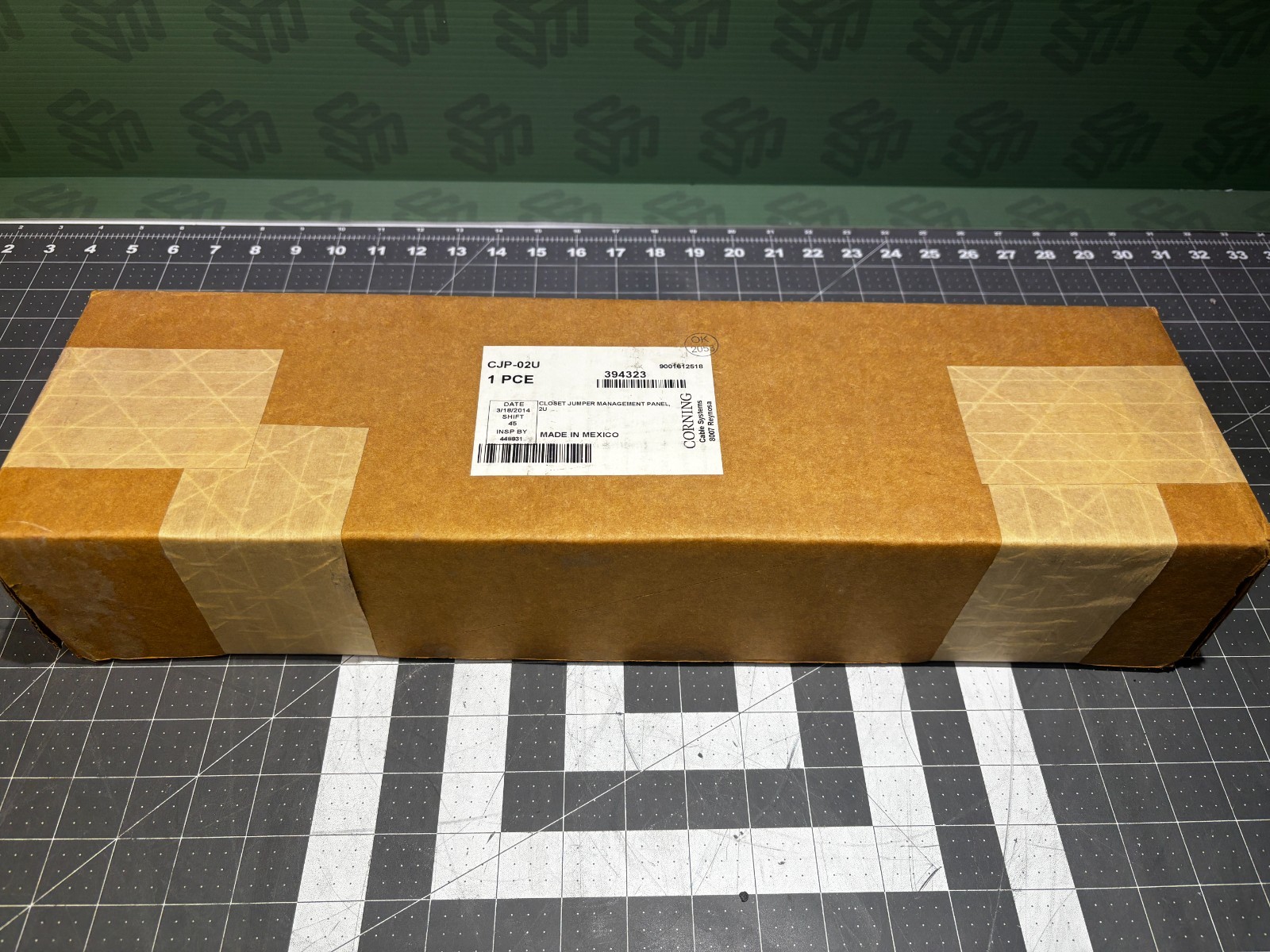 Corning CJP-02U Fiber Optic Jumper Management Panel 2U – New Sealed Box