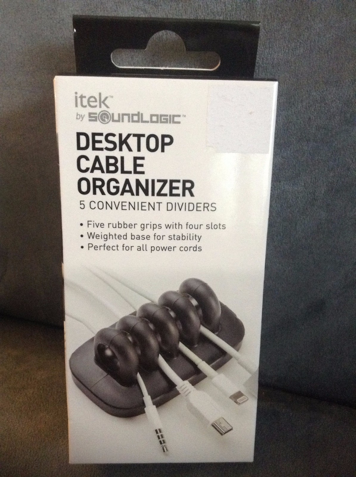 SOUNDLOGIC ITEK DESKTOP CABLE ORGANIZER WITH 5 DIVIDERS - BLACK - NEW IN PACKAGE