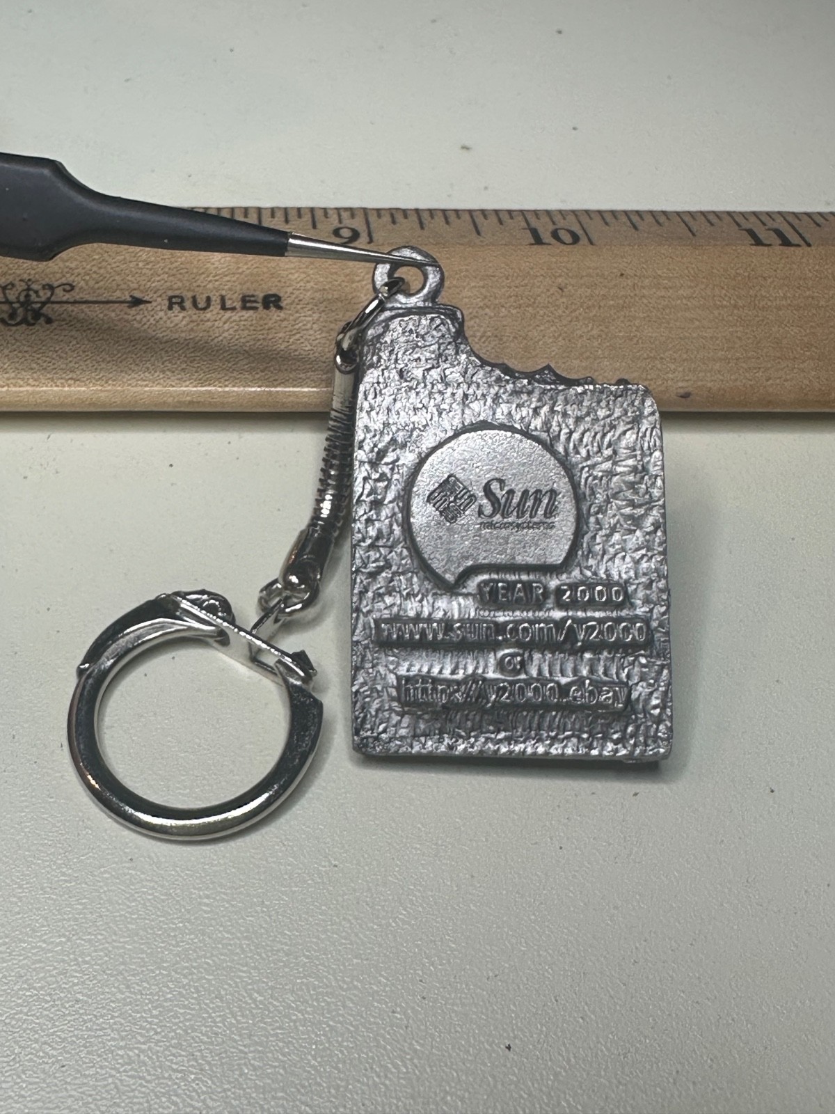 Rare Vintage Sun Microsystems Computer Bug Y2000 Key Chain Y2K