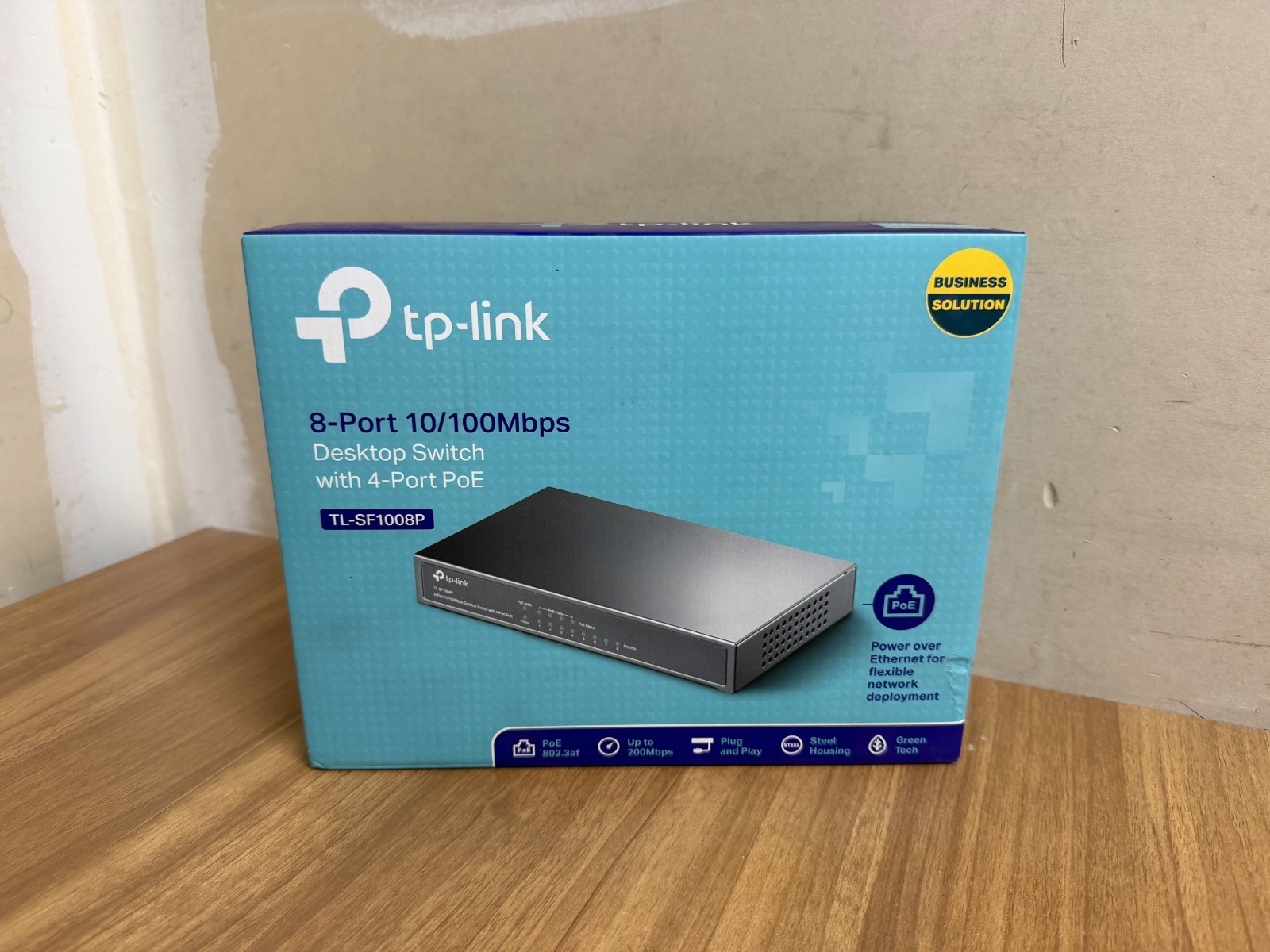 TP-LINK Technologies TP-Link (TL-SF1008P) Desktop Swith with 4 port PoE