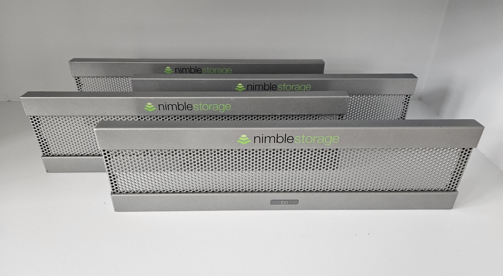 Nimble Storage ES1 Expansion Shelf Faceplate / Bezel