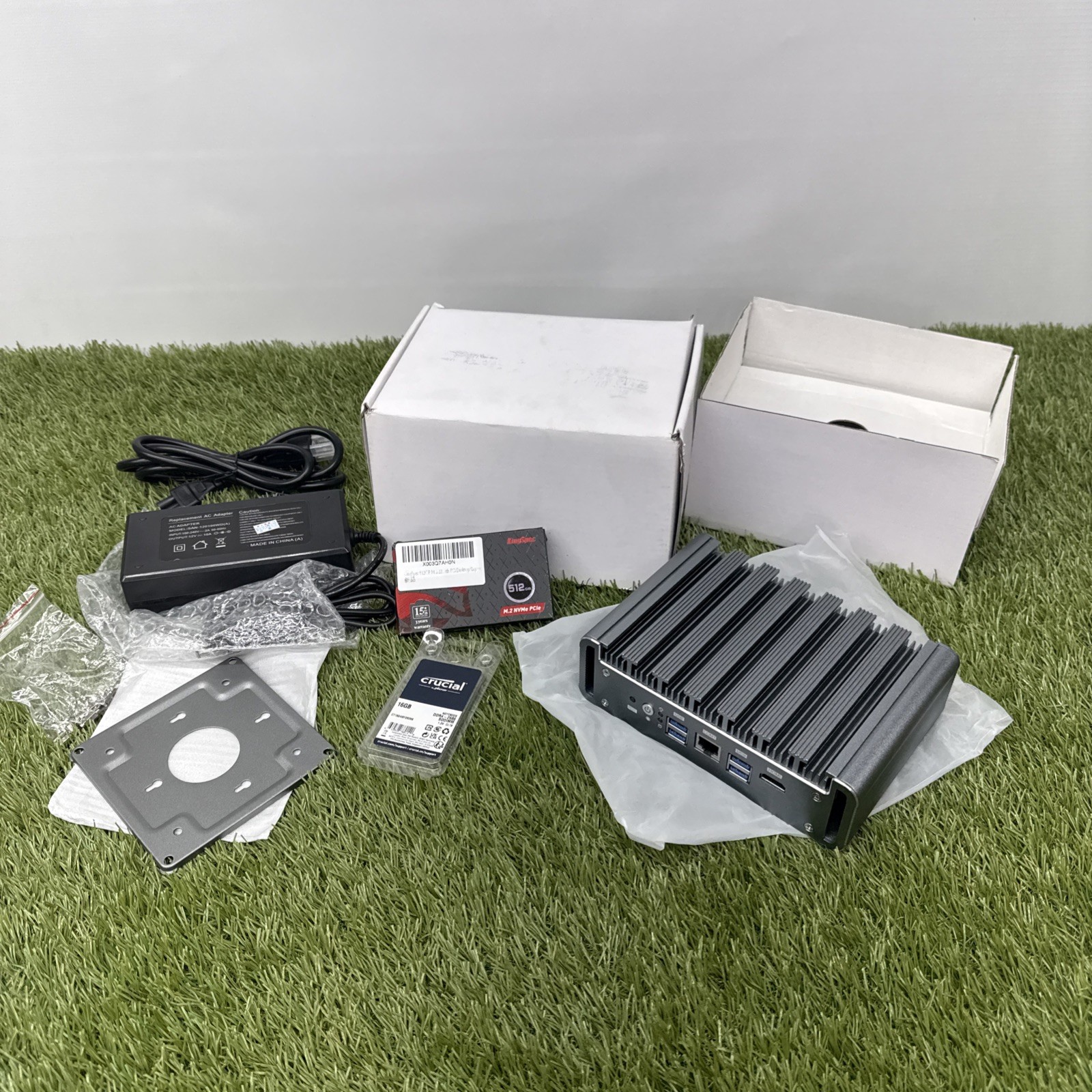 Fanless Mini PC Firewall Router - Intel i5 16GB RAM 512GB NVMe 6x LAN pfSense