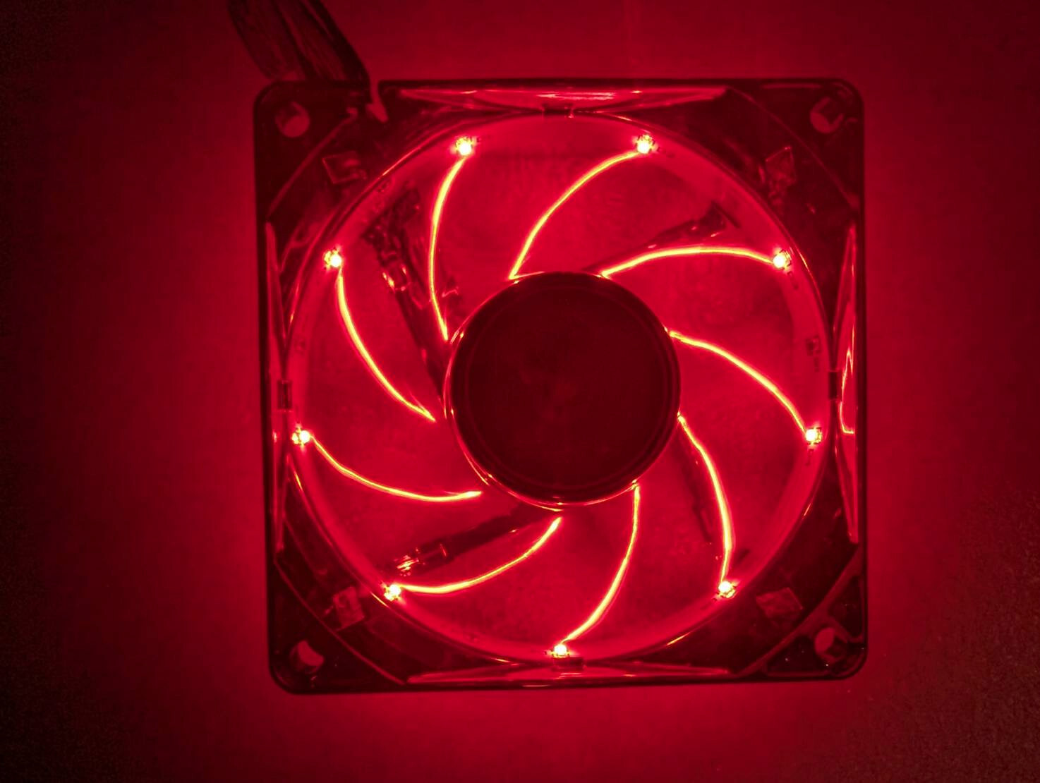 Enermax 80mm x 25mm Twister Bearing Red LED Computer Case 3-pin Fan Temp Contro