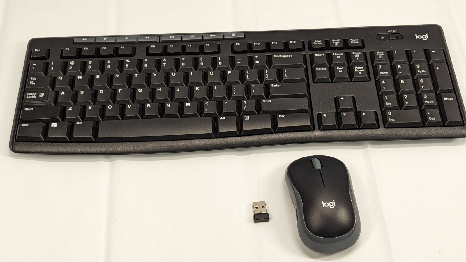 LOGITECH K270 Y-R0042 WIRELESS KEYBOARD and Mouse m185