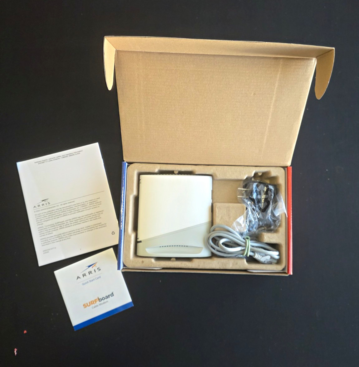 ARRIS SURFboard S33 DOCSIS 3.1 3.5Gbps 2.5GbE 2-Port White/Gray